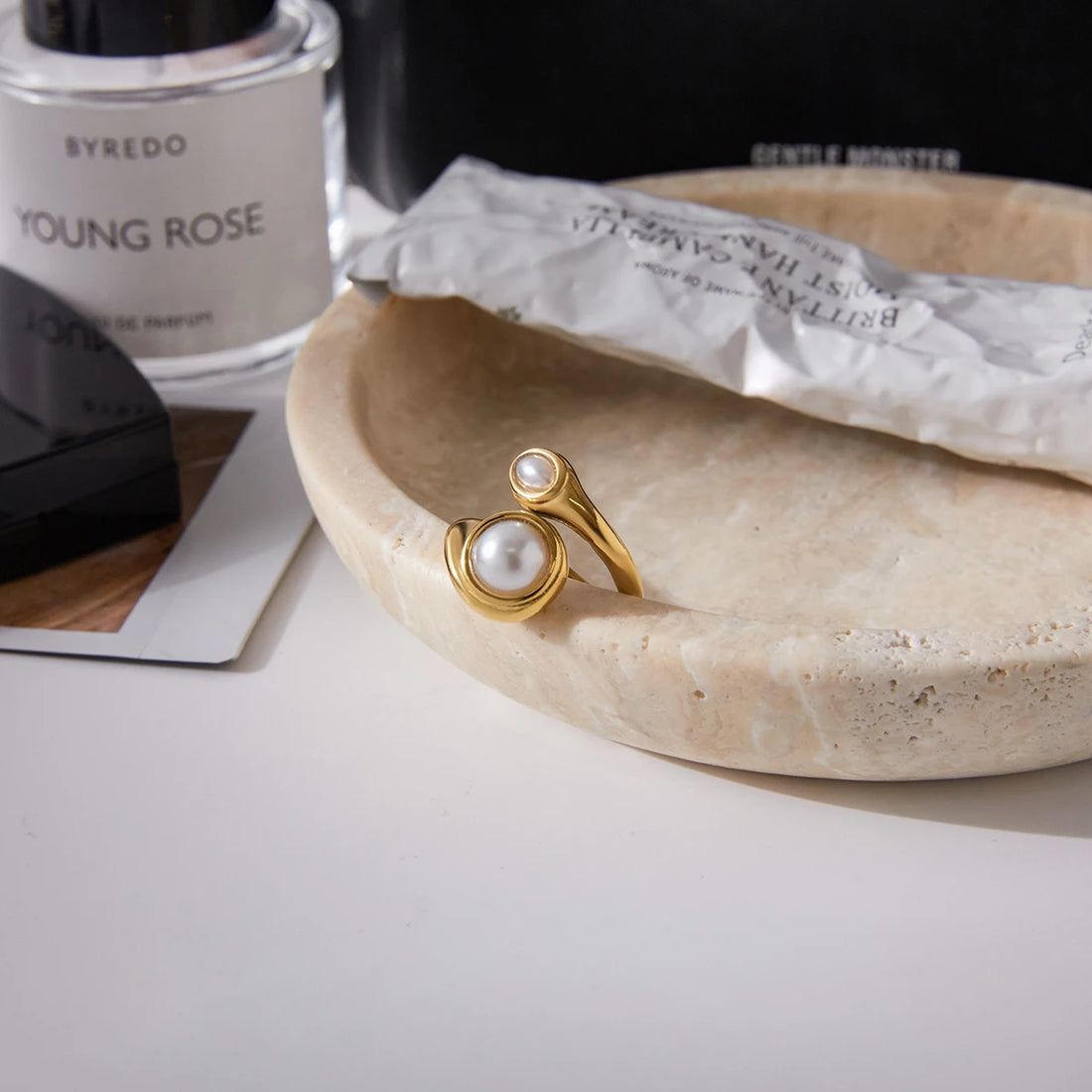 Double PEarl Ring