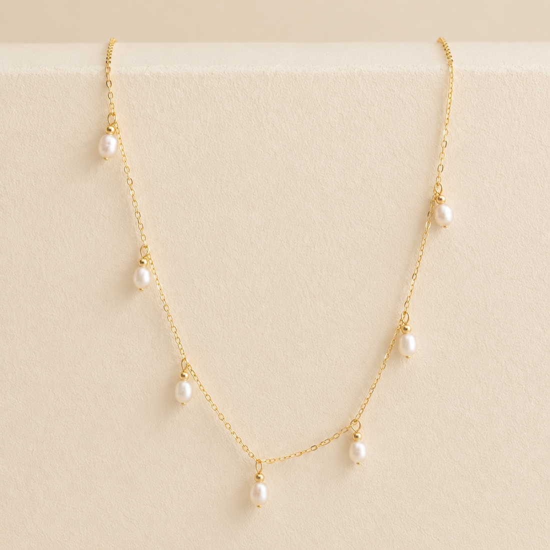 Drop Pearl Necklace