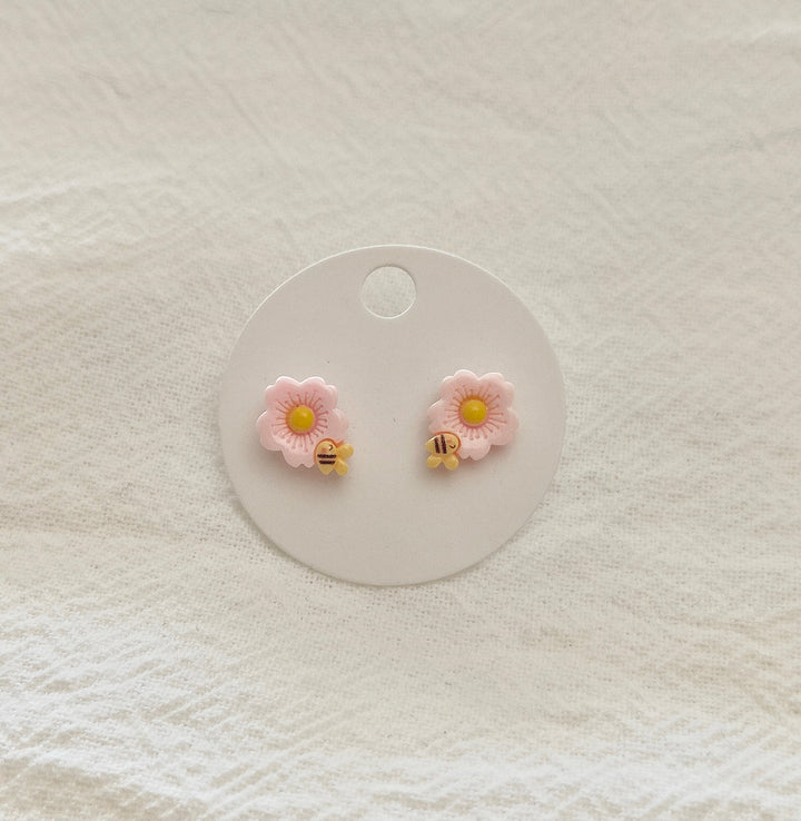 Flower Bee Mini Studs