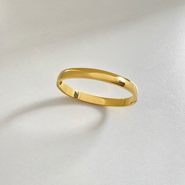 Hinged Gold Bracelet