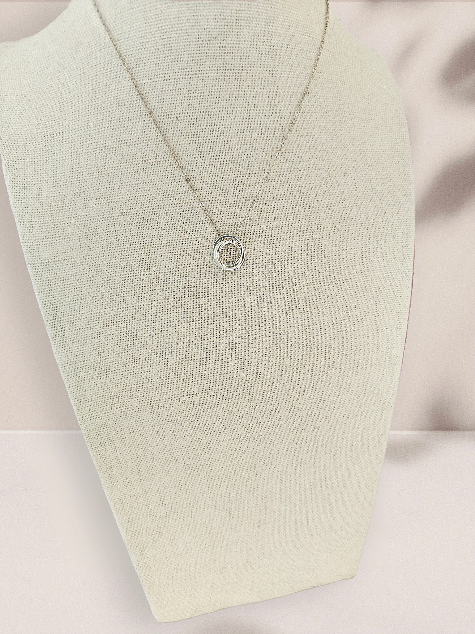 Sterling Silver Interlocking Rings Pendant Necklace
