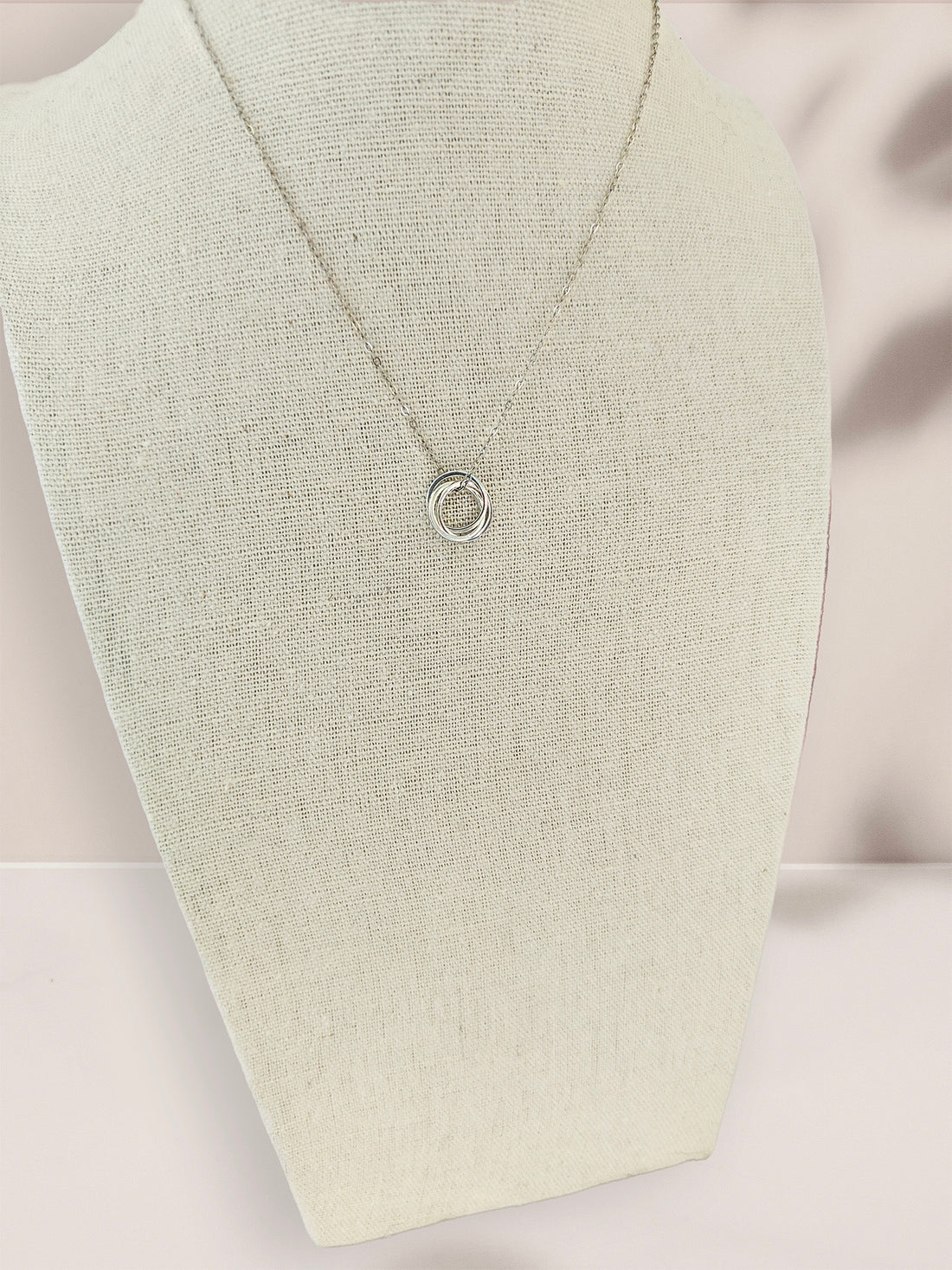 Sterling Silver Interlocking Rings Pendant Necklace