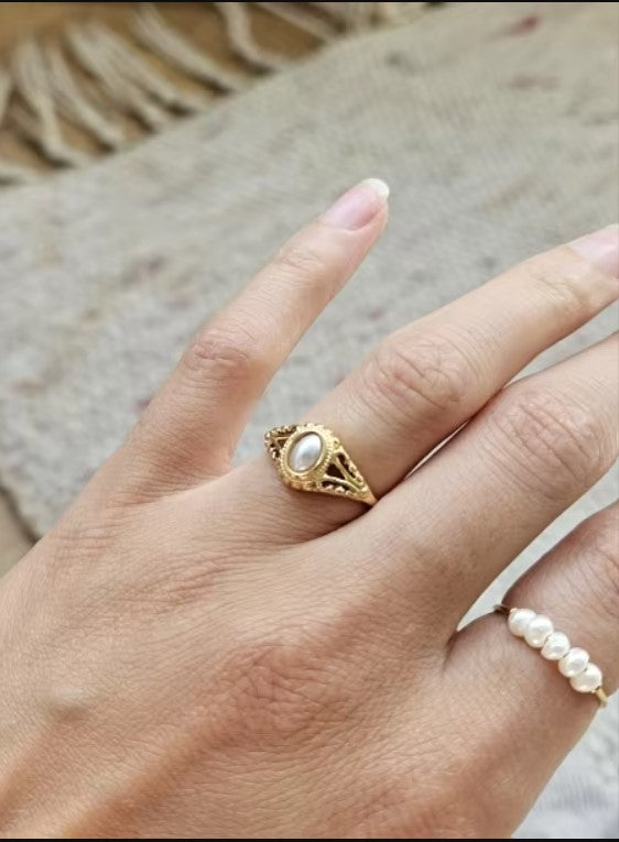 Vintage Pearl Ring