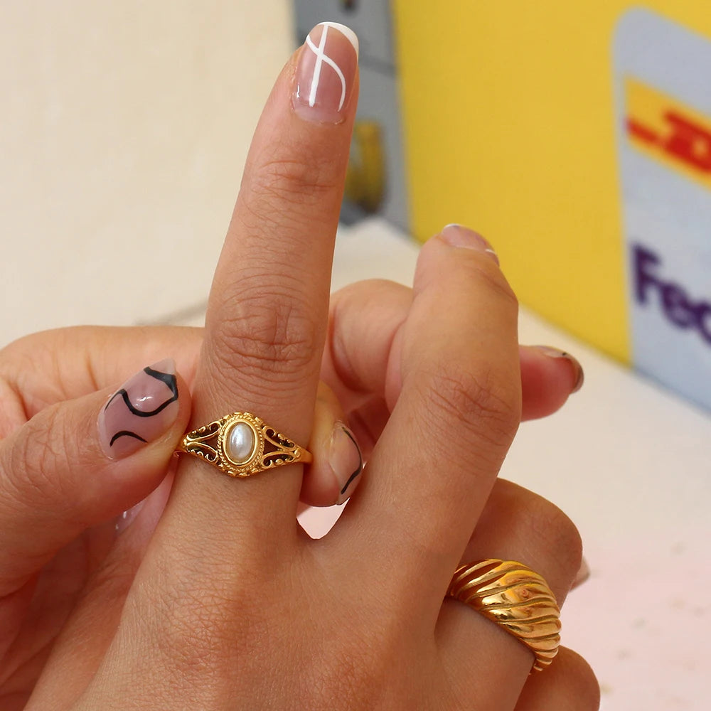 Vintage Ring with Pearl