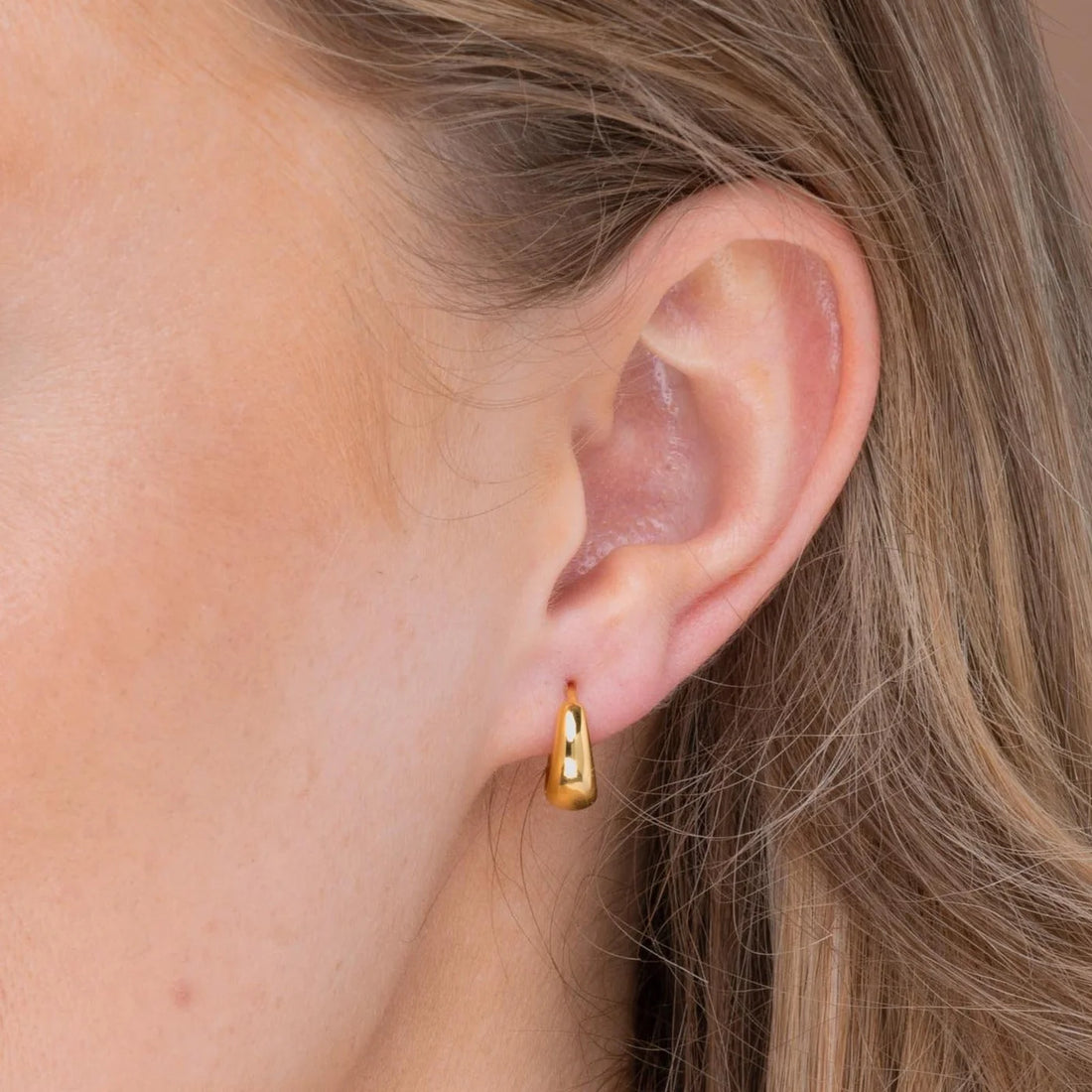 gold_wedge-huggie-earrings
